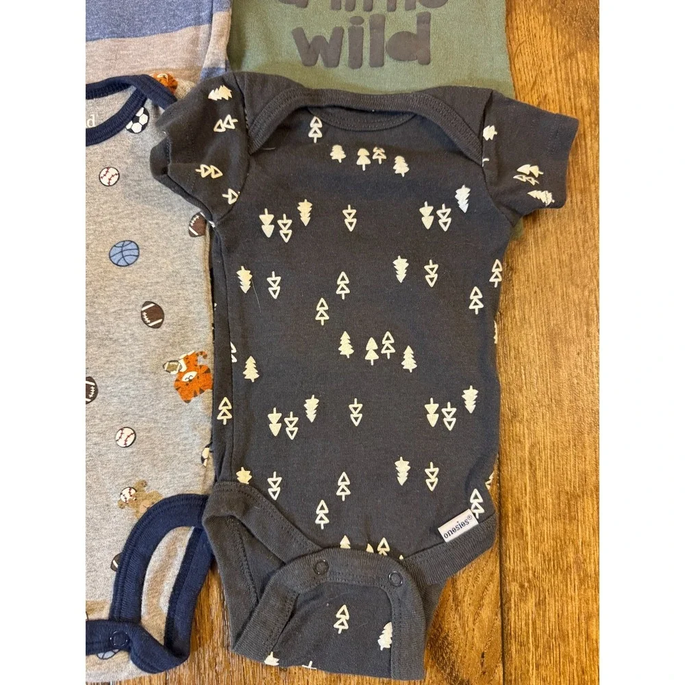 Gerber Baby Boy Onesies Newborn Short Sleeve Bodysuits Shirts Romper Clothes Lot